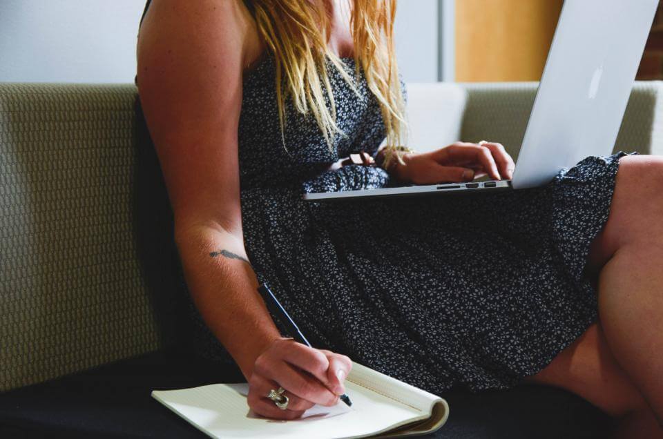 random essay topic generator